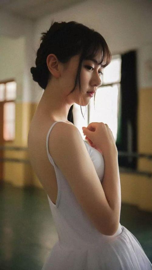 国产女神福利小视频,魅力四溢，惊艳时光